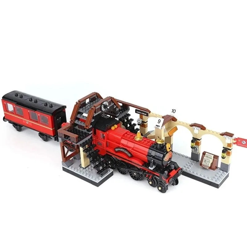 Magic Movie Express Train 801 Pieces Compatible With 75955